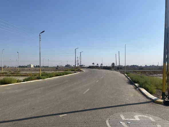 السلام عليكم
قطعه 200 متر سند 25 للبيع بمجمع الحرمين السكني طريق الدغاره متوفره كافه الخدمات كهرباء ماا تبليط شوارع عراض مجمع مرتب ***********
