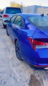 النترا  2022  فول مواصفات عدا البانوراما سياره جديده وضربتها جاملغ الخ...