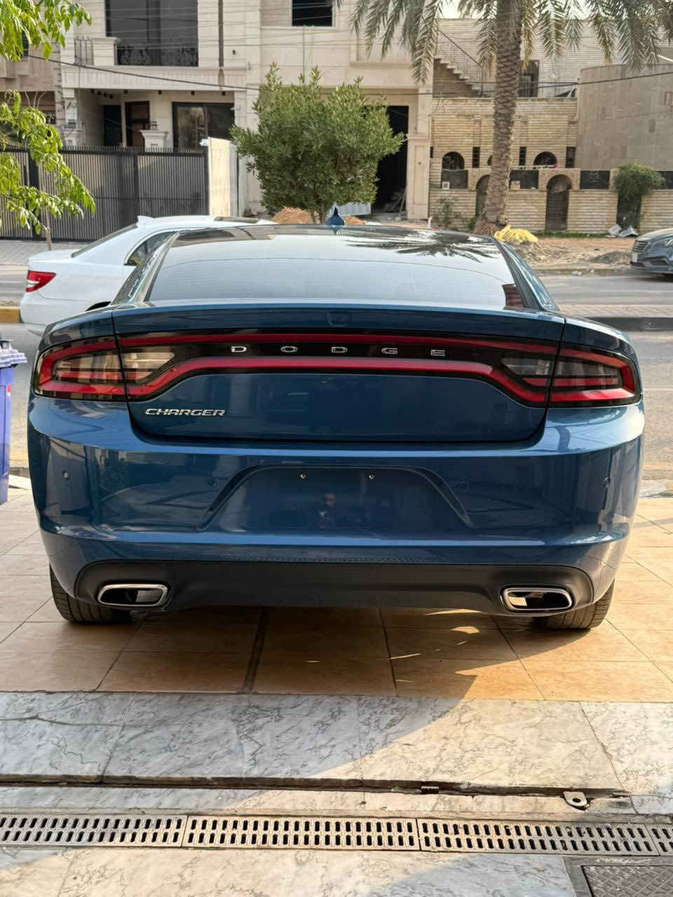 جارجر ٢٠٢٣ بدون رقم دخول جديد
لون بحري مميز 
حادث السياره بنيد شي بسيط  فقط جدا بسيط 
مكاني بغداد الكرخ  اي استفسار اتصل 
*********** السعر 237 ورقه 
نص مواصفات سياره جديده لوك
