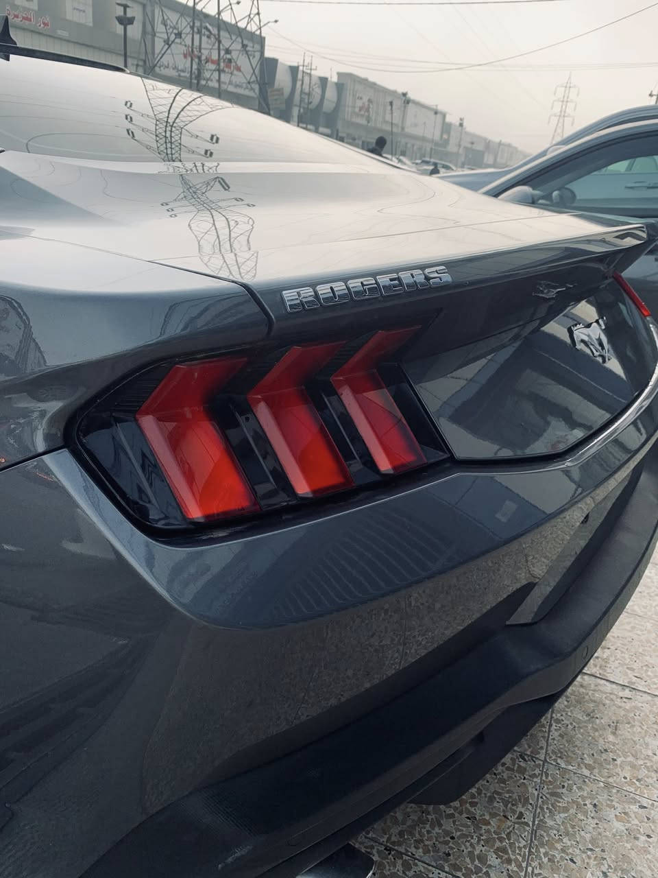 سلام عليكم
موستنك موديل 2024 الشكل الجديد 

ماشية ٦ مايل فقط يعني اخت الزيرو 

بدون نواقص كاملة مكملة تترقم شمالي 

عنوان السياره اربيل شارع ١٠٠ مدينة المعارض 

السعر ٢٢٨ ومجال للطيبين ويرهم مراوس بشي اقل 
عائلي او سبورت 

السياره قطعة وحده صبغ فقط وقطعة مبدله بلادي نفس لون 

جاملخ سكن صبغ 
باب سكن مبدل بلادي 
بدون شواصي بدون بدنه بجم كبس 
كير محرك كهربائيات شرط الفحص 
تواصل واتساب او اتصال والجاد والشراي فقط يتواصل رجاءا تحياتي للجميع 

 كورك ***********
اسيا ***********
