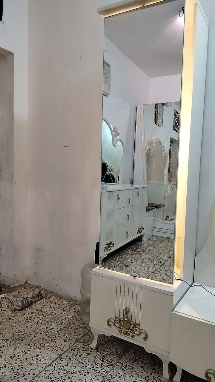 غرفة تركية مستعملة 10قطع بيها ضرر قليل سعرها كلش مناسب مستعجل ع البيع
مكان بغداد رقم الهاتف *********** بية واتساب
