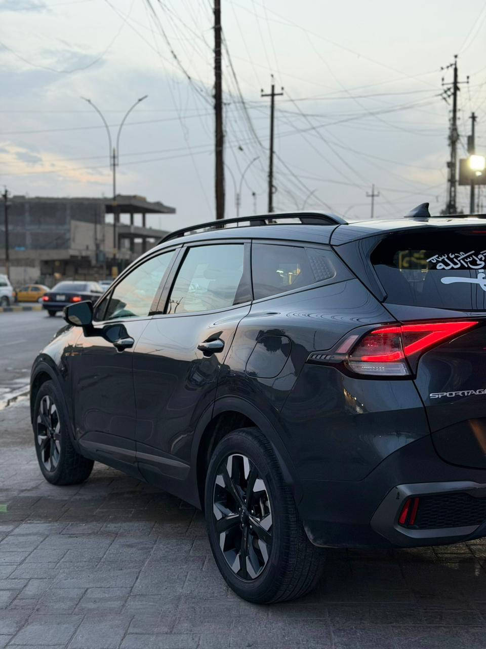 ﷽
سبورتج SPORTAGE 2023 Xline للبيع 🔥

‏حادث السيارة وارد امريكي حاثها جامغ امامي نص صبغ ونص البنيد صبغ وبيها بارد خفيف بدون دواخل بدون ايرباك سيارة كلها ليبل واحد  
_
المسافة المقطوعة : 30.000Mile 
‌‌‌‎المحرك :2500 GDi المرغوب 
رقم الشاصي  : 5XYK6CAF8PG104879 
اللون : نفطي مميز ☑️
السعر : 215 ورقة وبيها مجال اتصل وتدلل 💵
*
المواصفات Xline المعروفة : بانوراما + لايت زنون عدسة مو طاسة + بصمة ابواب + تشغيل عن بعد + وجنطة ذكية تفتح عند الاقتراب وعن بعد - رادارات امامي وجانبي وتوقف ذاتي عن اقتراب السيارة قيادة اليه تحديد سرعة وتحديد مسار وكامرة دوارة - شاشه ديجتال متصلة وگيجات متغيرة حسب اوضاع القيادة - شاشة لعرض الوسائط ومعلومات وتفاصيل السيارة وتدعم خاصية ابل كار بلي -شاشة لمكيف الهواء وعرض تفاصيل درجات الحرارة - تبريد قطعتين - اضائة ليد امامي خلفي + عدسات زنون عالي وناصي - تبريد منفصل مناخين - كشنات تدفئة وكشن السايق كهرباء - الشحن السريع وايرليست +منافذ شحن واير + منافذ usb وtbs - انارة عند الاقتراب من بصمة ابواب السيارة - اربعة وضعيات للقيادة (sports +smart +Snow +normal ) - گير (ATM) 8 نمر
____
للاستفسار الاتصال على الرقم *********** 
‌‌‌‌‌‎ مكان السيارة بغداد البياع ( السيدية) 🌎
