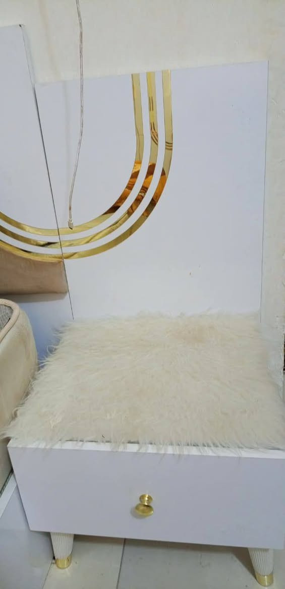 غرفه تركيه للبيع سعر ٦٠٠بيه مجال مكان تأميم‏‪***********‬‏
