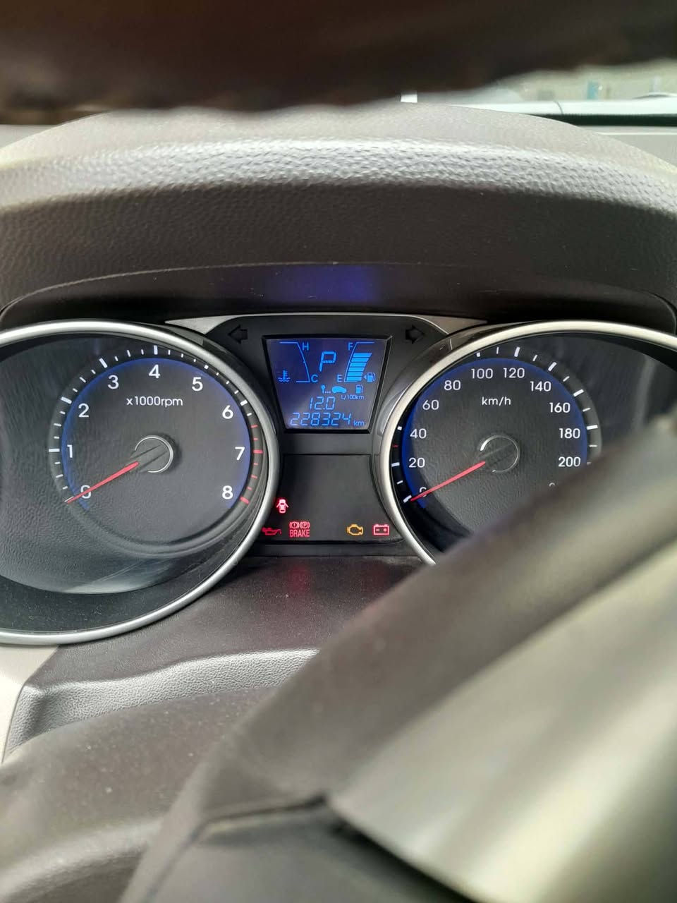 توسان ٢٠١١ رقم سليمانية رقم وسنويد مجدده وكاله عدنا من صاحبه مكفولة من الصبغ وحادث وسونار، مرفوق  مع منشور سعره،١٣٢ وبيه مجال  ***********
