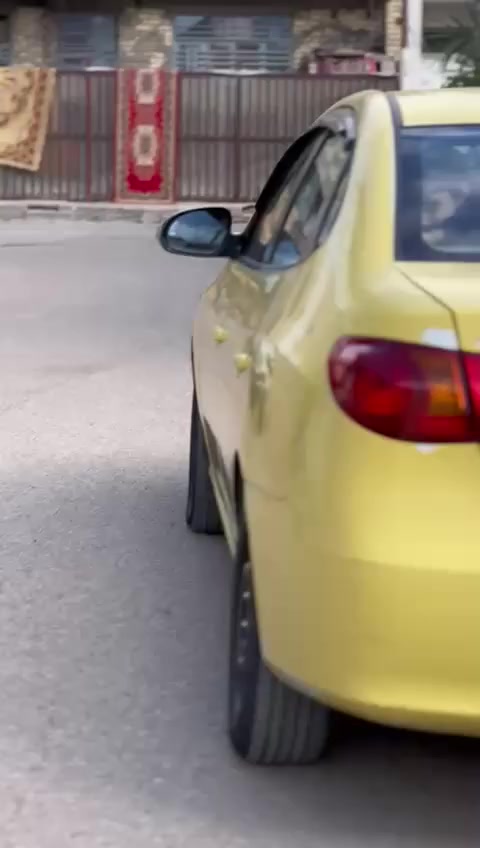 سلام عليكم من رخصة صاحب الكروب النترا للبيع موديل ١١ليموني شركة محرك ١٦٠٠الف كل ٣الف ينقص نص ربع بغداد الكرخ البياع تقاطع درويش السعر 107.   ***********
