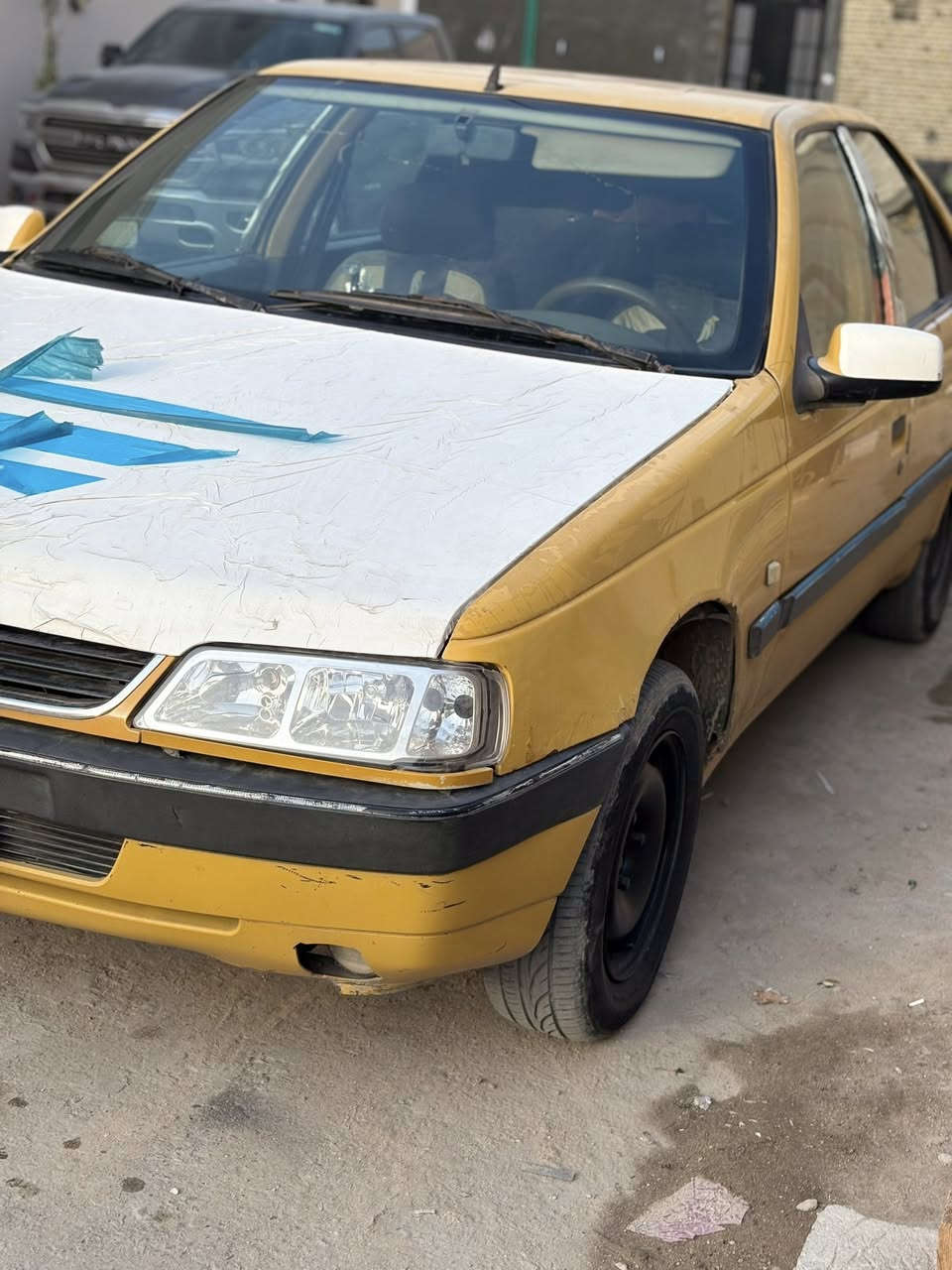 بيجو 405 2016
مكينه وكير كلش حلوات 
حداده نص عمر 
بديها حلو 
يرادلها ترتيبات
السعر 28 يرادلها ترتيبات 
للاستفسار 
***********
