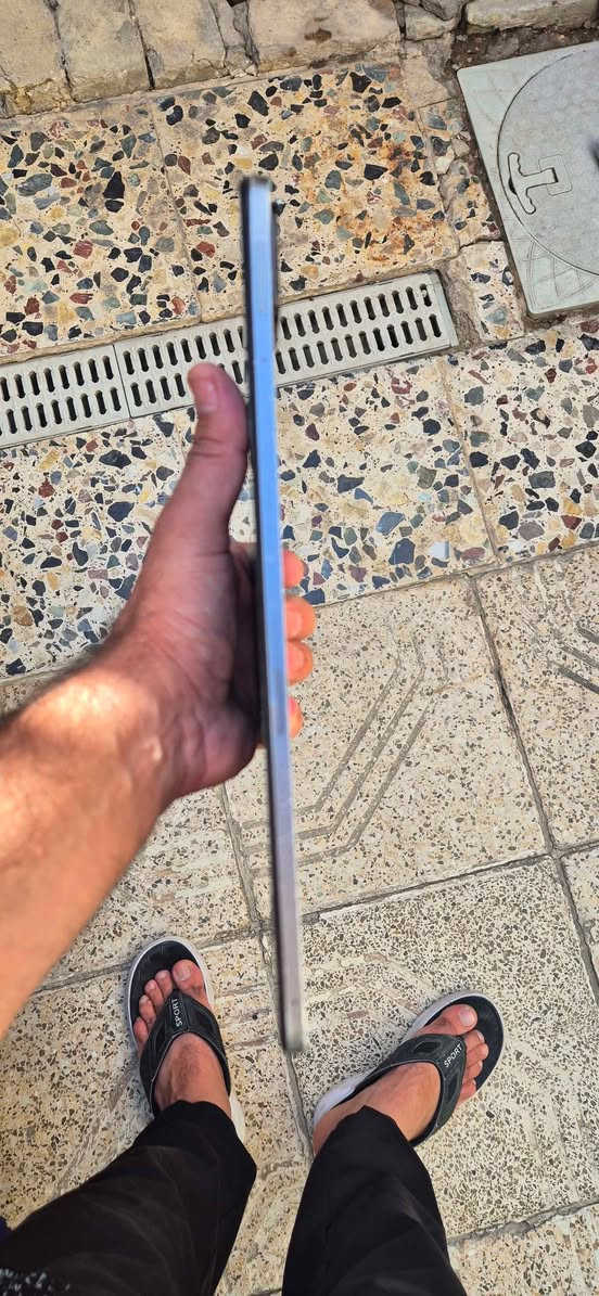 بيع او مراوس مع ٧ برو مكاني مدينة الصدر 
تاب شاومي ٦ رام ٨ ذاكرة ٢٥٦ شحن سريع وسريع جدا بي فطر بالأسفل لكن بدون اي تأثير عليه والنظافة واضحه بغداد, العراق


**إذا كنت صاحب هذا الإعلان وتريد حذفه لأي سبب، رجاءا أرسل رسالة إلى الدعم الفني**