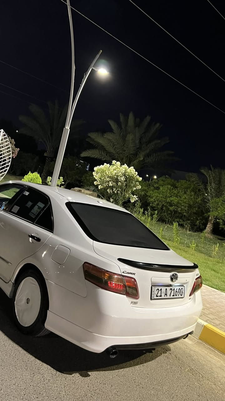 السلام عليكم 

للبيع 

كامري خليجي 2008 محرك 2400 

مواصفات GLX 

فول مواصفات سلطنة 

فتحة سقف 

تحكم ستيرن شاشة وكامرة

وحساسات  كشن كهرباء داخل صاج
تبريد قطعتين 

 بردة خلفي ABS بجم زينون 

تخم تايرات صدر بطارية  كله شرط 

السيارة بدون نواقص خير من الله 

وبالعافية على الياخذها 

السيارة بيها بنيد مبدل بدون قطرة داخل  وجوا تريشه باب السائق كلير أثر شخط والباقي مكفولة كفالة عامة 
رقم سليمانية الدولي سنوية كله جديد 
شرط التحويل والغرامات  
العنوان / تكريت 
*********** خابر وبخدمتك

