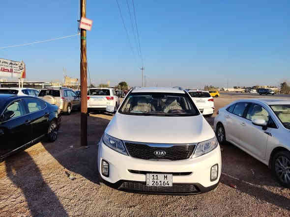 للبيع سورنتو خليجي فول عده لفتحه قطعتين صبغ  سياره مابيه نقص برغي كله جاهزه مجهزه  رقم بغداد بنفس ليوم تحويل سعر 162وبيه مجال قليل حك جيه مكانه رمادي ***********
