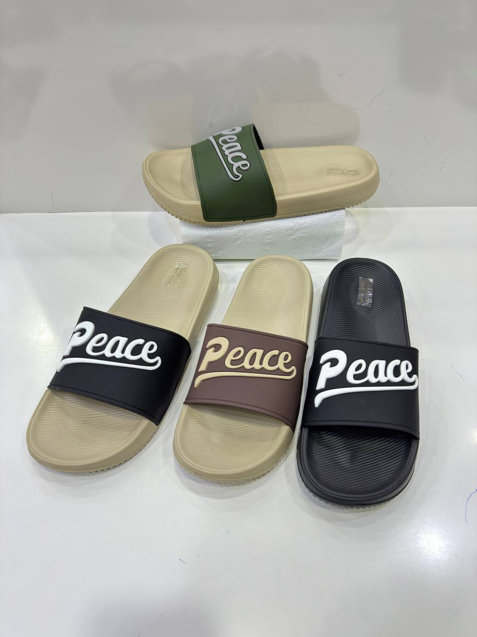 سلبر رجالي طبي درجة اولى صيني
سعر الدرزن 34 الف. كمية محدوده 
🚚 يوجد توصيل لجميع المحافظات.


**إذا كنت صاحب هذا الإعلان وتريد حذفه لأي سبب، رجاءا أرسل رسالة إلى الدعم الفني**