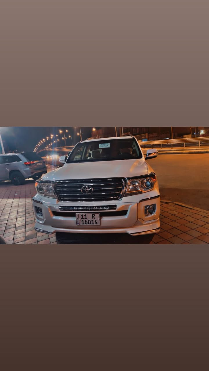 لاندكروز موديل 2013 سياره كفاله
بيه كرتين فقط سياره محرك كير مكفوله السعر ٣٦٠ بيه مجال الشراي 

السياره مكانه الانبار الفلوجه 
***********
