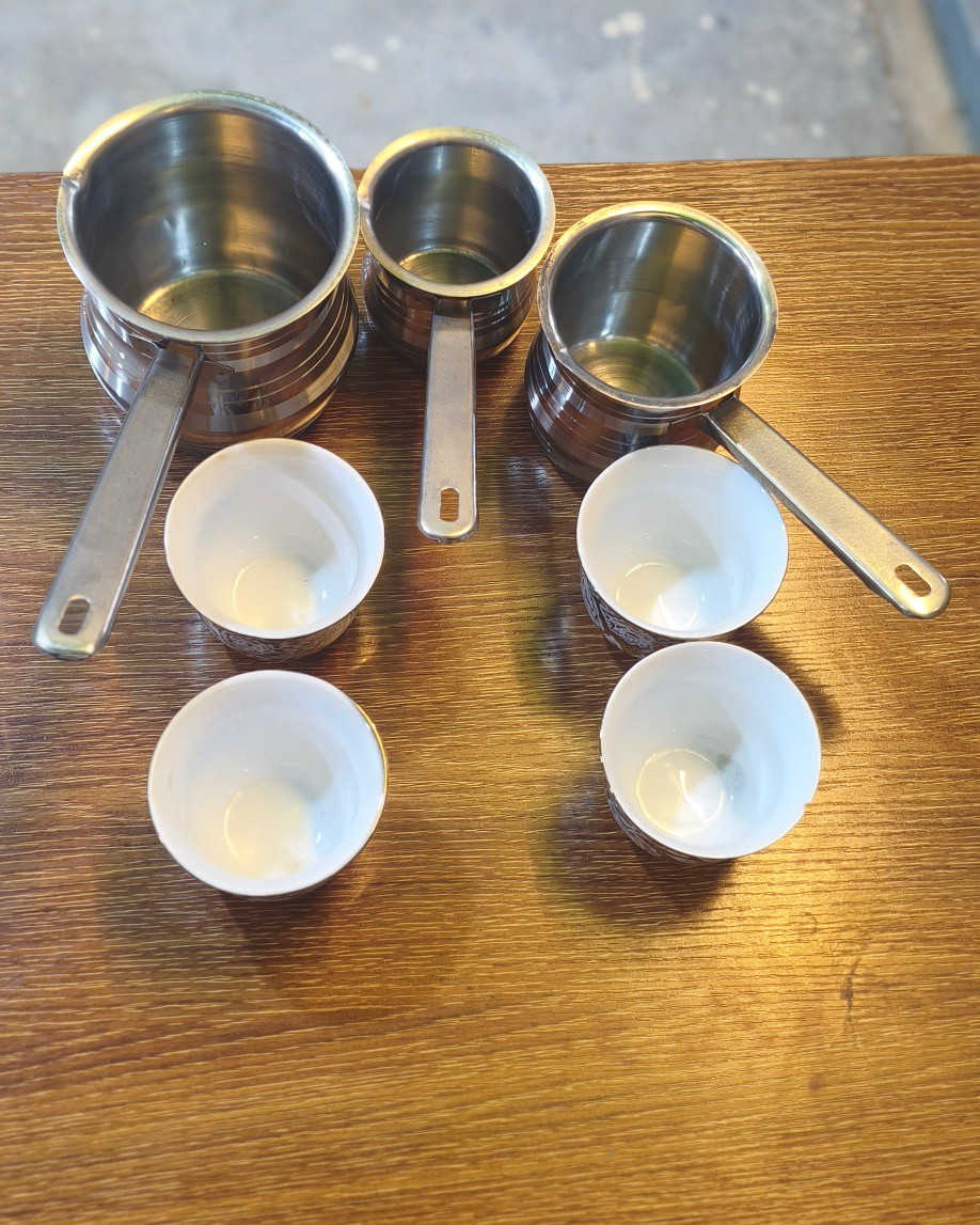 عشّاق القهوة... هذا العرض إلكم! ☕
طقم ركوات ستيل + فناجين أنيقة 🔥
✔️ 3 ركوات بمقاسات مختلفة
✔️ 4 فناجين قهوة

📦 الكمية محدودة 
📩 للحجز راسلنا 
#قيصريةالفجر محل رقم 15


**إذا كنت صاحب هذا الإعلان وتريد حذفه لأي سبب، رجاءا أرسل رسالة إلى الدعم الفني**