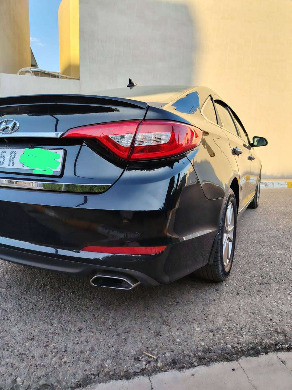 سلام عليكم
سوناتا 2016 وارد امريكي كلين كير ومحرك كفاله عامه صدر امامي خلفي جديد ماشيه 120 رقم هزه كامله سياره مشروع وطني 
130 ومجال بسيط 
للتواصل ***********
مكان السياره الانبار الرمادي
