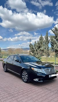 تويوتا افلون • ٢٠١١ • فول لمتد