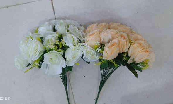 ورد يجنن ماسكه العروسه متوفر جمله ومفرد باسعار مناسبه جداً 
للحجز والاستفسار ماراسلتنا خاص او واتساب ***********
