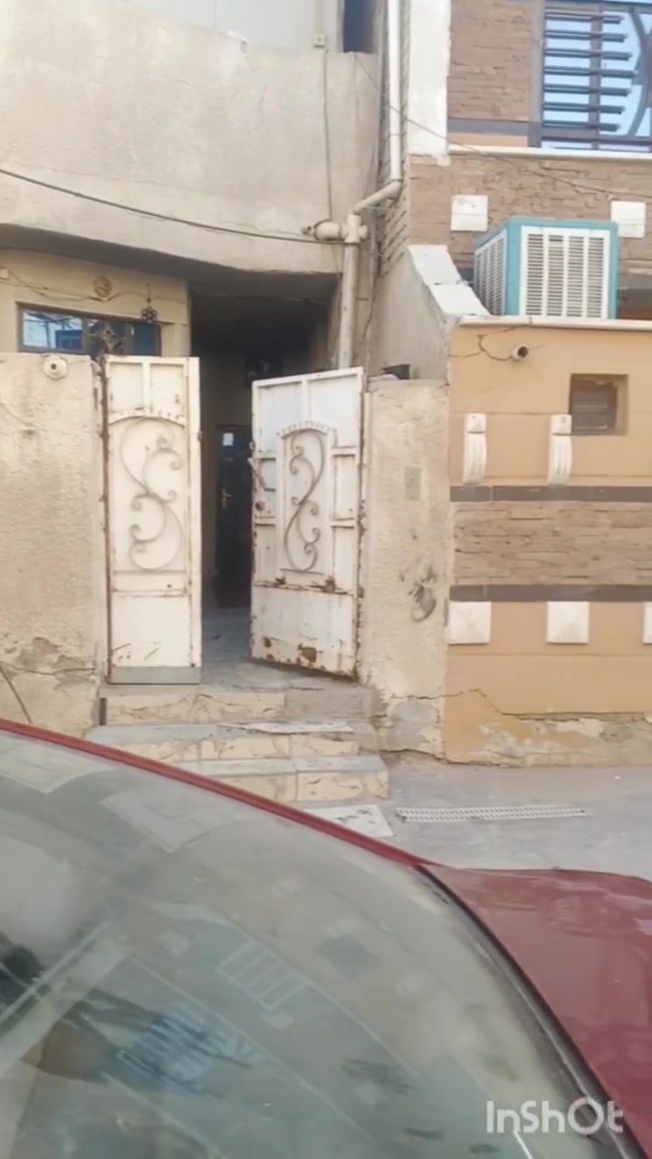 السلام عليكم
بيت للبيع المساحه ١١٥ متر طابو زراعي سند ٢٥

البيت مفروز سند وحده

السريدات الجديده المربع الأول شارع منصور

للتواصل ***********
