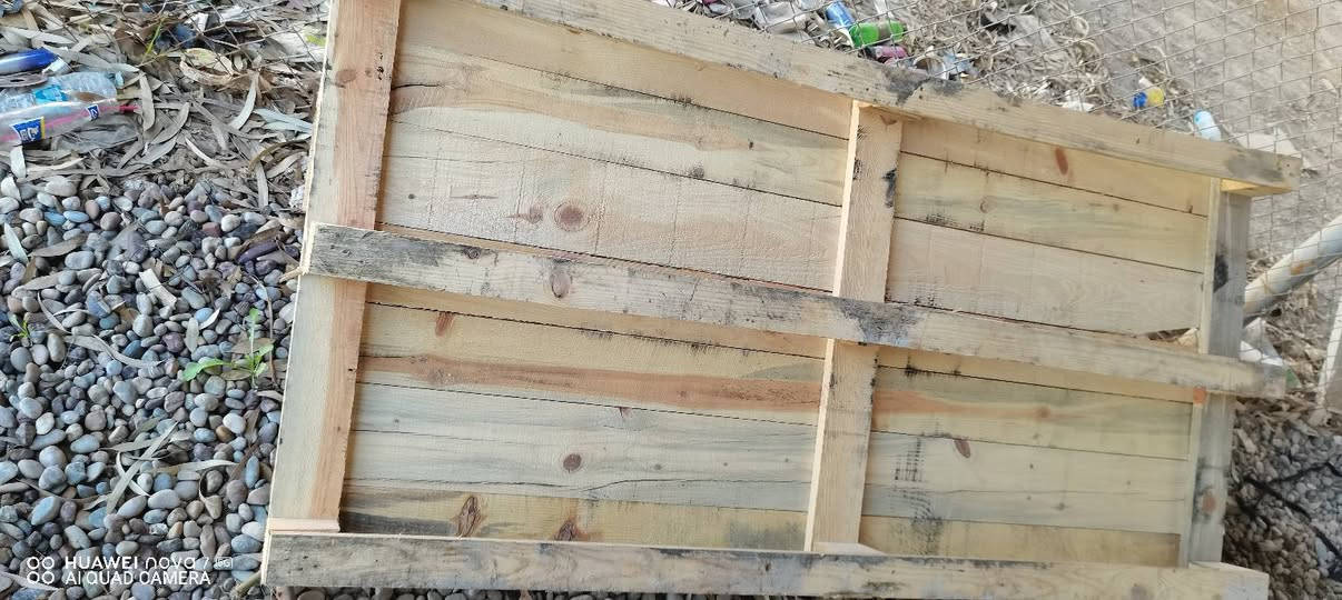 ألسلام عليكم متاح خشب مصاطر وسكيبه طويله ومعاكسة  وهيكل خشب كبير مكاني تكريت للاستفسار ***********
