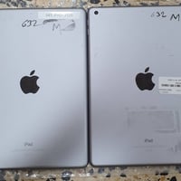 آيباد 6 العدد 2 الذاكره 32gb نضافة 90% السعر  القطعة 130 الف بي مجال 0...