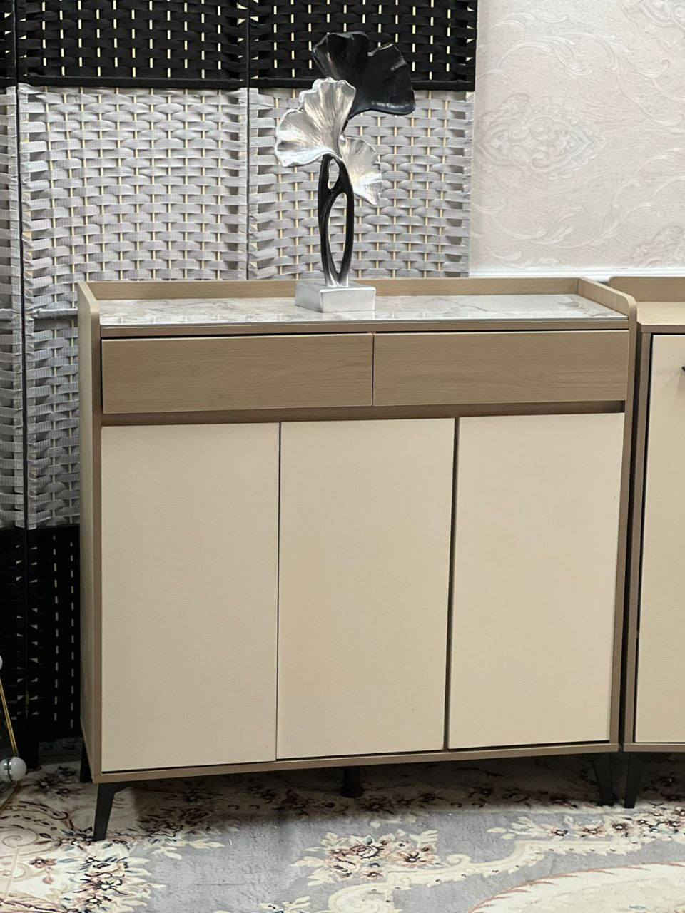 ✨ وصل الجديد يمّنا – جزامة أنيقة وعملية ✨
🔥 تصميم عصري يضيف لمسة راقية
ترتيب مثالي للأحذية ويخلّي المكان مرتب 👌
مناسبة للمداخل، الصالات، والشقق
📏 القياسات:
▪️ العرض: 100 سم
▪️ الارتفاع: 95 سم
▪️ العمق: 32 سم
✔️ حجم عملي
✔️ ترتيب منظم
✔️ ينسجم ويا كل الديكورات
للحجز ولاستفسار مراسله الصفحه 💫
🚛 🚛 🚛 🚛 🚛 🚛 🚛
تتوفر لدينا خدمة توصيل
 كافه محافظات العراق


**إذا كنت صاحب هذا الإعلان وتريد حذفه لأي سبب، رجاءا أرسل رسالة إلى الدعم الفني**