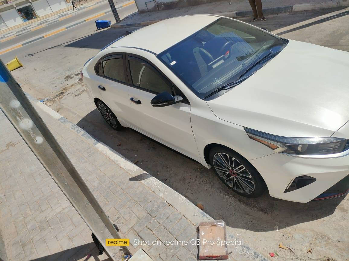 كيا فورتي جي تي موديل ٢٤ حادث جاملغ امبدل وتكمه تصليح على كد شبر وبيها شخط باب خلف سائق فول موصفات فول عده فتحه سياره رقم بصره حره بسمي سعرها ١٦٢ وبيها مجال قليل مكانها كربلاء ***********
