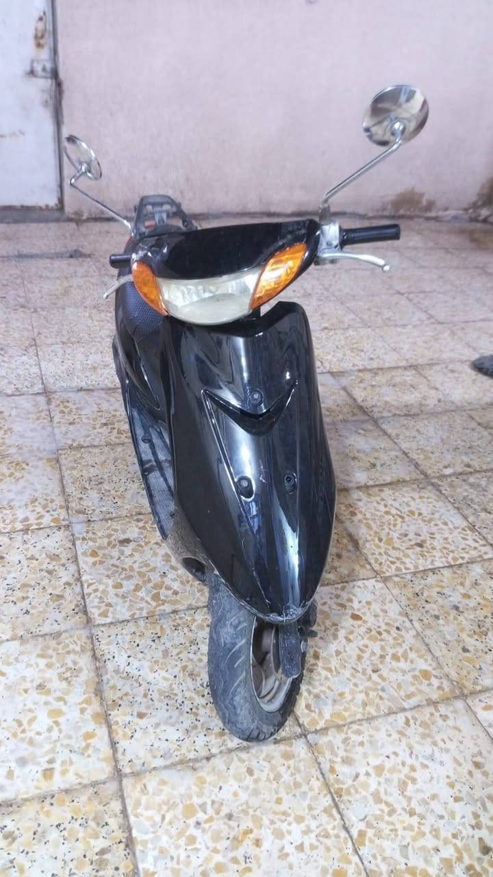 سلام عليكم دراجه عصفوري نضيفه عوزه بس باتري ب250/رقمي***********مكاني بغداد

