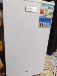 ثلاجة • ٨٠ • قفل