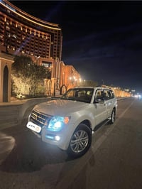 للبيع باجيرو حبتور فول مواصفات رقم أربيل ماشية 64ألف موديل 2018 اعلى م...