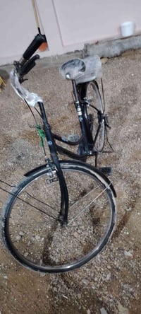 بسكليت • ٦٠