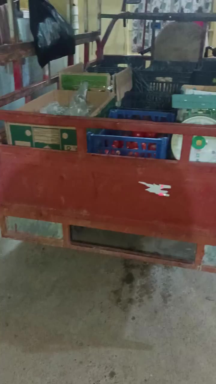 سلام عليكم
ستوتا موديل 2014 ثلاث براغي محرك معمر جديد شرط ركبه وشاصي شرط وايرامنيه كامل سلف شغال ستوتا لرزق مكاتبه بااسمي السعر 650 الف وبيها مجال للاستفسار الاتصال على الرقم *********** ،،، أو مراسلة على الخاص
