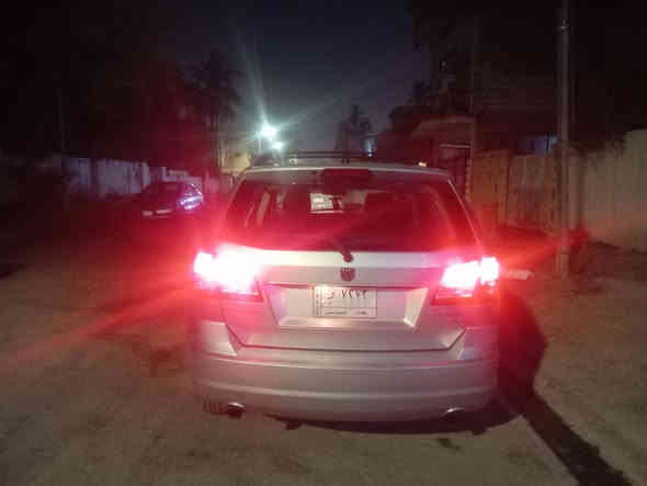 دوج جورني موديل ٢٠٠٩ رقم ٧٢٧٣ بغداد مرغوب لإصحاب السيارات الحديثه في حال (تبديل لوحه) مع سياره أُخرى سنويه مجدده لل٢٧ تحويل ثاني يوم _ خمسه راكب، مكينه  وكير بوضع جيد جداً، تبريد تدفئة قطعه وحده جيد جداً إضافه إلى تبريد جكمجه (ثلاجه)، تايرات جديده، باتري جديد، سلايد روف طكتين شغال بلا صوت، قاصات عدد ٣، برده خلفية جديده،جهاز إنذار، تنزيل جام عن بعُد، كهربائيات السياره شغاله، مقاعد قلابه عدد ٢ للأطفال مواصفات Sxt.
للاتصال ***********
