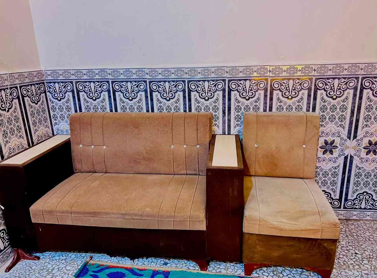 تخم قنفتين كبار والثالثة مقعد واحد
سعر ب٧٠ وبيهن مجال


**إذا كنت صاحب هذا الإعلان وتريد حذفه لأي سبب، رجاءا أرسل رسالة إلى الدعم الفني**