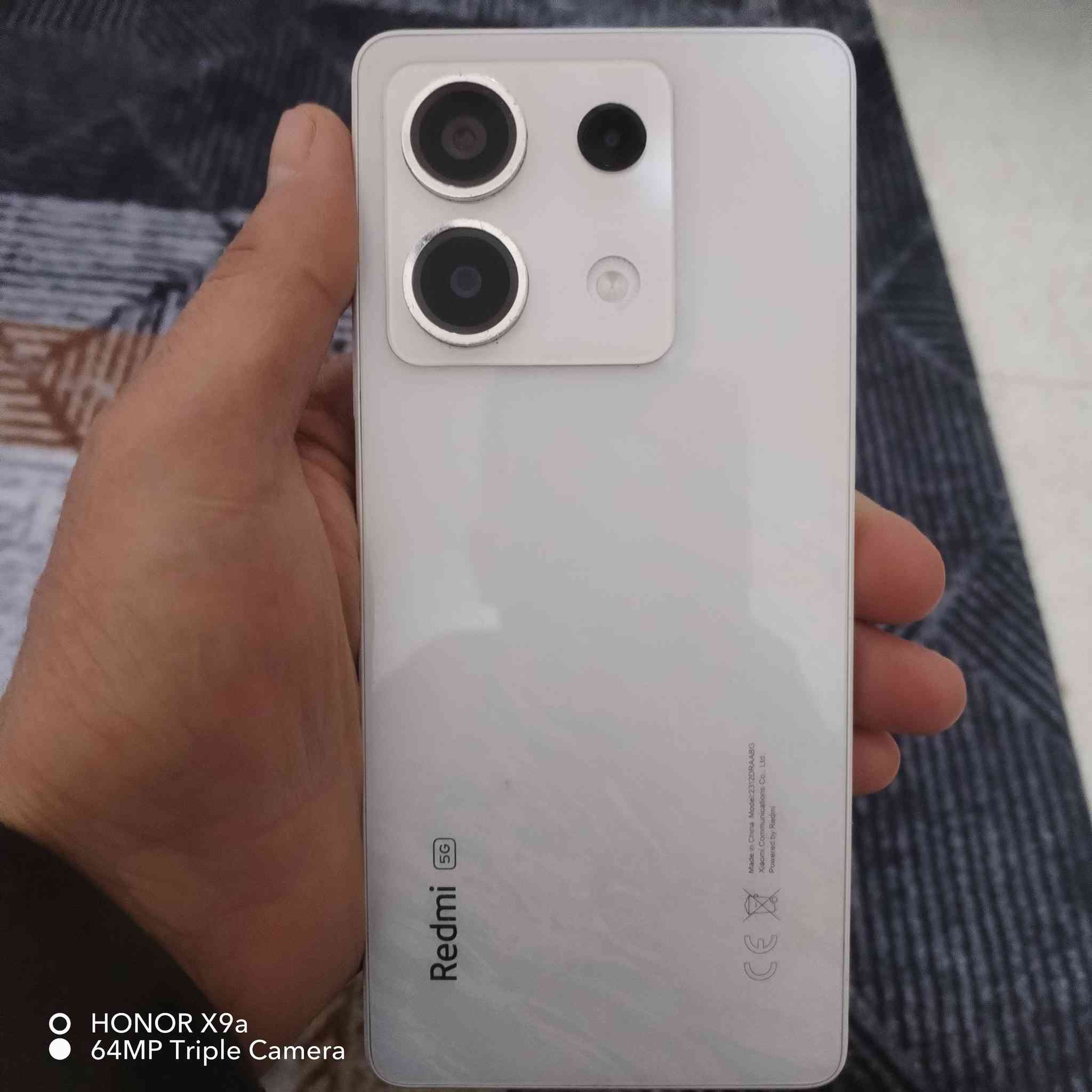 نوت ١٣ فايف جي ٢٥٦ عشوائية ٨ نضيف جدا السعر ١٨٥ مع الملحقات الاصليه بغداد الزعفزانية شارع المعهد *********** يوجد واتساب تاخدا من باب البيت
