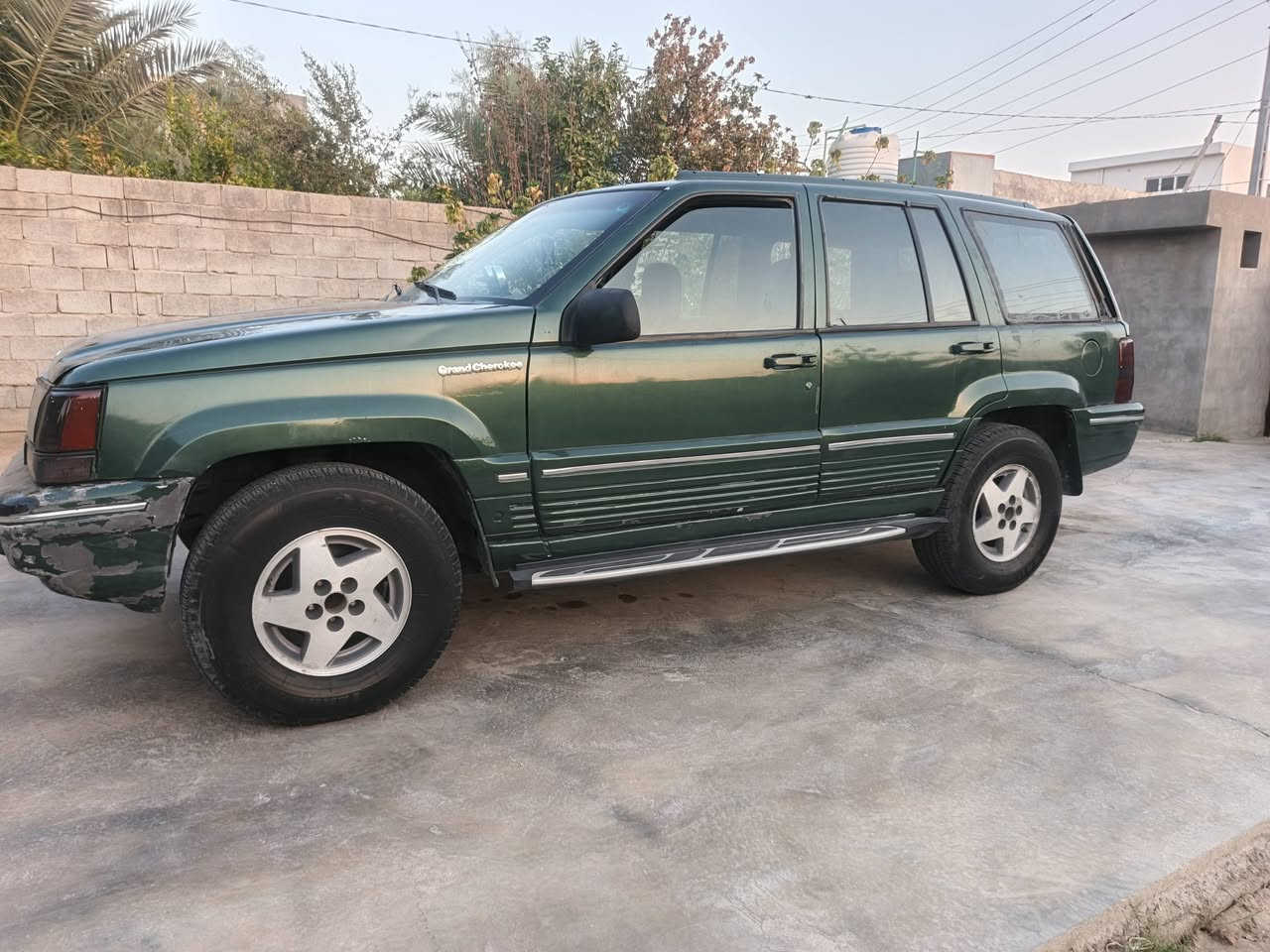 جيب شيروكي موديل ٩٤ السعر ٣٥ وبي مجال بسيط 
المكان ديالى وصاحبه موجود تحويل 
رقمه كركوك  رقم الهاتف : ***********
