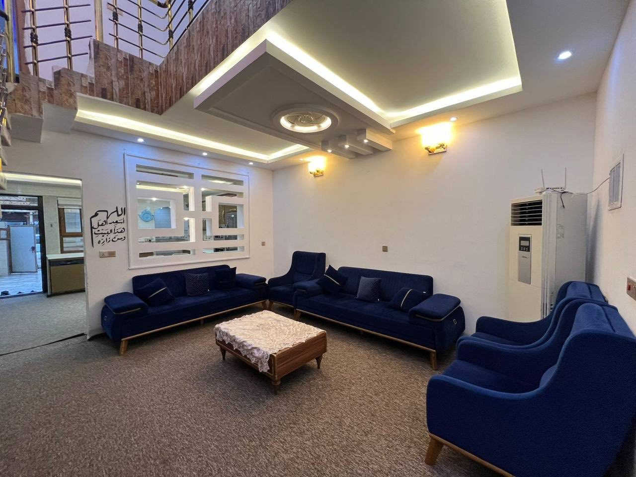 منزل مؤثث للبيع في أربيل منطقة خمسه حصاروك 100م قرب شارع 120
يتكون:-
3غرف
صالة
مطبخ
مجموعة صحيات 
للاستفسار:-

كورك.  ***********
اسيا.   ***********
زين.    ***********

**********************
في حال لم يتوافق العقار مع رغبتكم او لم يكن بقدر امكانيتكم زوروا موقعنا على تلكرام للتصفح على اكثر عدد من العقارات المتوفرة•https://t.me/ab_oo_di
