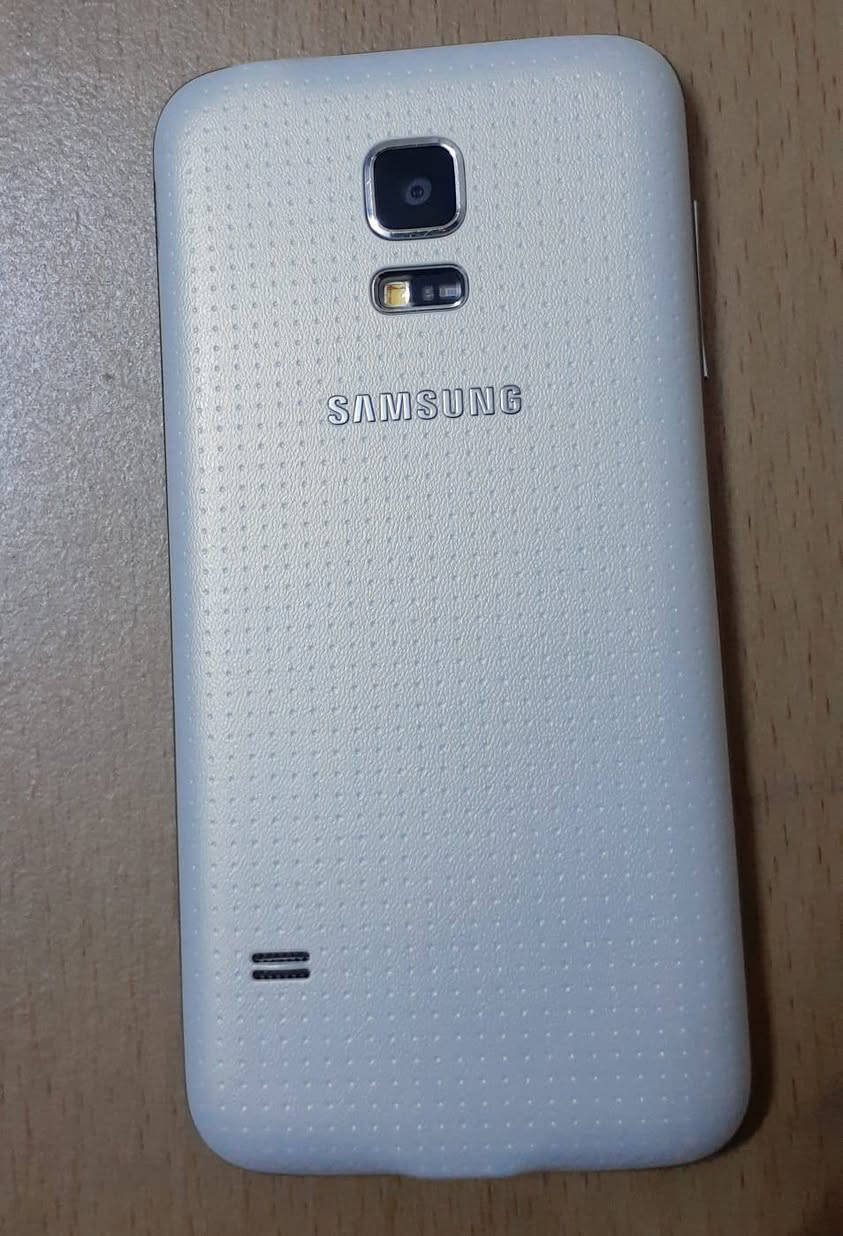 موبايل كلكسي جديد اصلي S4 للبيع بسعر 40 الف وبي مجال للاستفسار على الخاص او الاتصال  على الرقم 
***********📞
***********📞
عنوان طوز خورماتو
