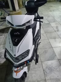 دراجه شحن البيع بعدهه بحالت وكاله صارلهه ربع اشهر من طالعه بصمه تشغيل ...