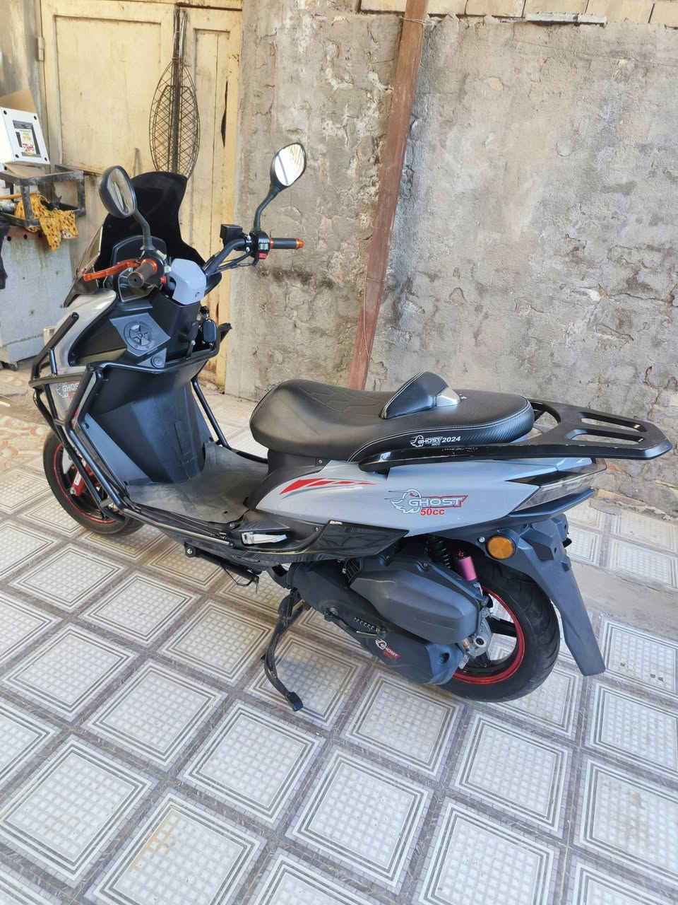 السلام عليكم دراجه للبيع 850 وبيها مجال مكاني كربلاء طوريج دراجه نضيفه موديل 2024 بصمتين تشغيل عن بعد
رقم ***********

