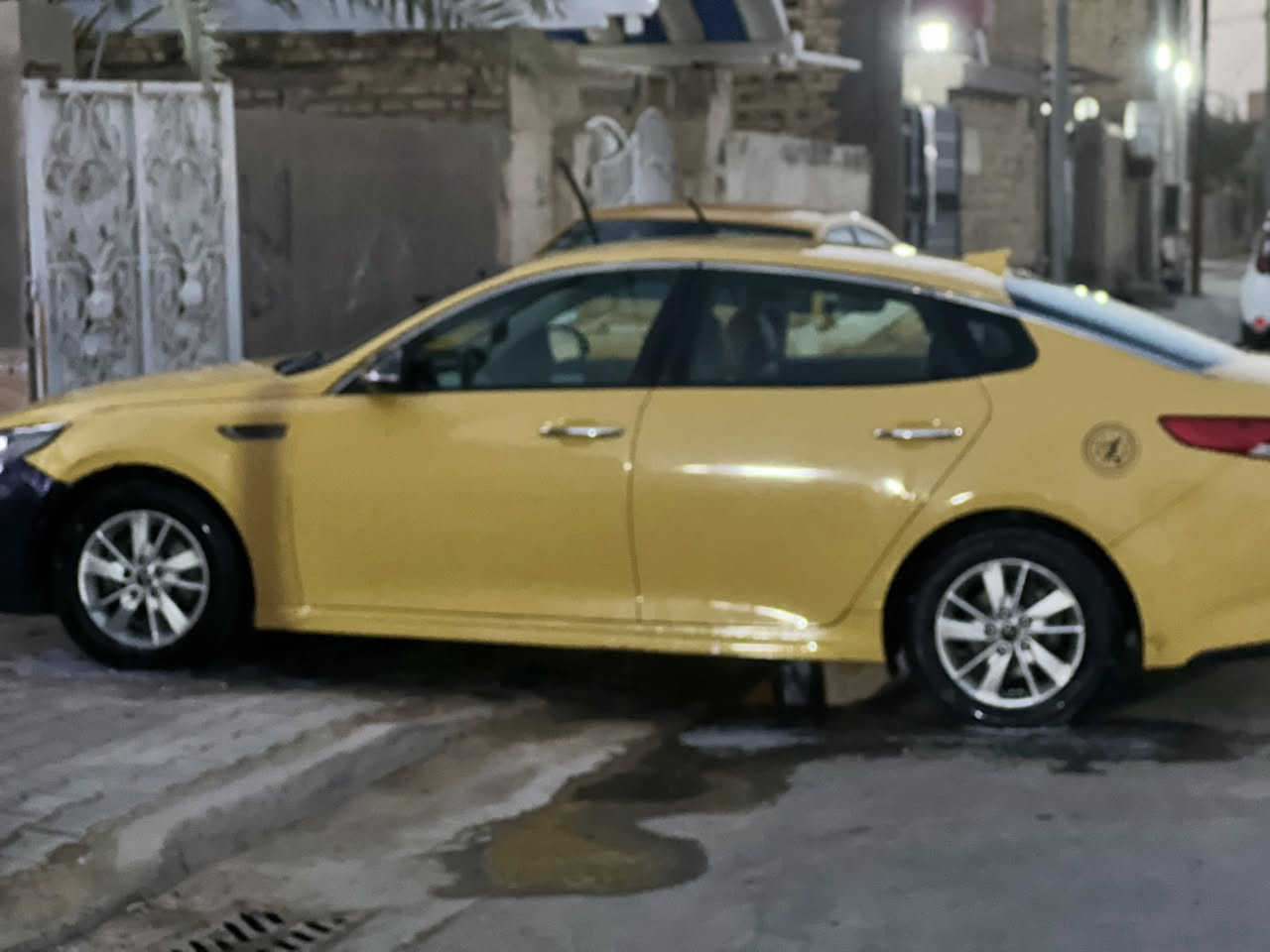 وبتم 2019
البيع 
هاي صوره كامله هيه وحادثه الحد يخابر يكلي شنو حادثه هاذه حادثه كدامكم وبس 
مكاني ديوانيه 
الرقم  ‭0787 493 4234‬
مكينته جيدي ااي 
السياره مريكي 
السعر 130$وبيه مجال بصيط
