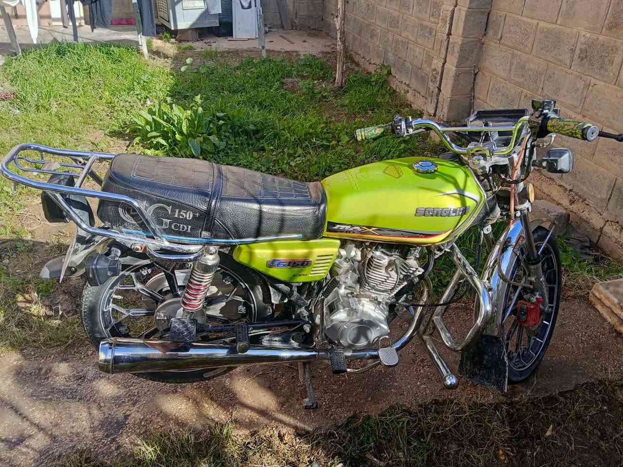 السلام عليكم
دراجه سولنك للبيع موديل 2024 الدراجه على وضع الشركه ماناقصه شي كلشي بيه شغال  
السعر 700
العنوان القائم العبيدي
للاستفسار ***********
