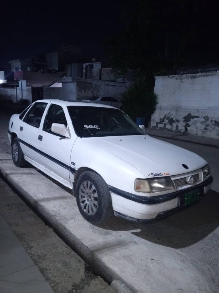 اۆپڵ فیکتڕا مۆدیل ١٩٩٢ ارم و رقم بە شە ڕت بێ کیشە یە گیڕۆ مە کینە بی عیبە سعرێ گۆنجاوە ٨ وڕقە ومجال معرز سورچی ڕیگای مخموڕ بۆ زانیاری ژمارە موبایل *********** أربيل, العراق
