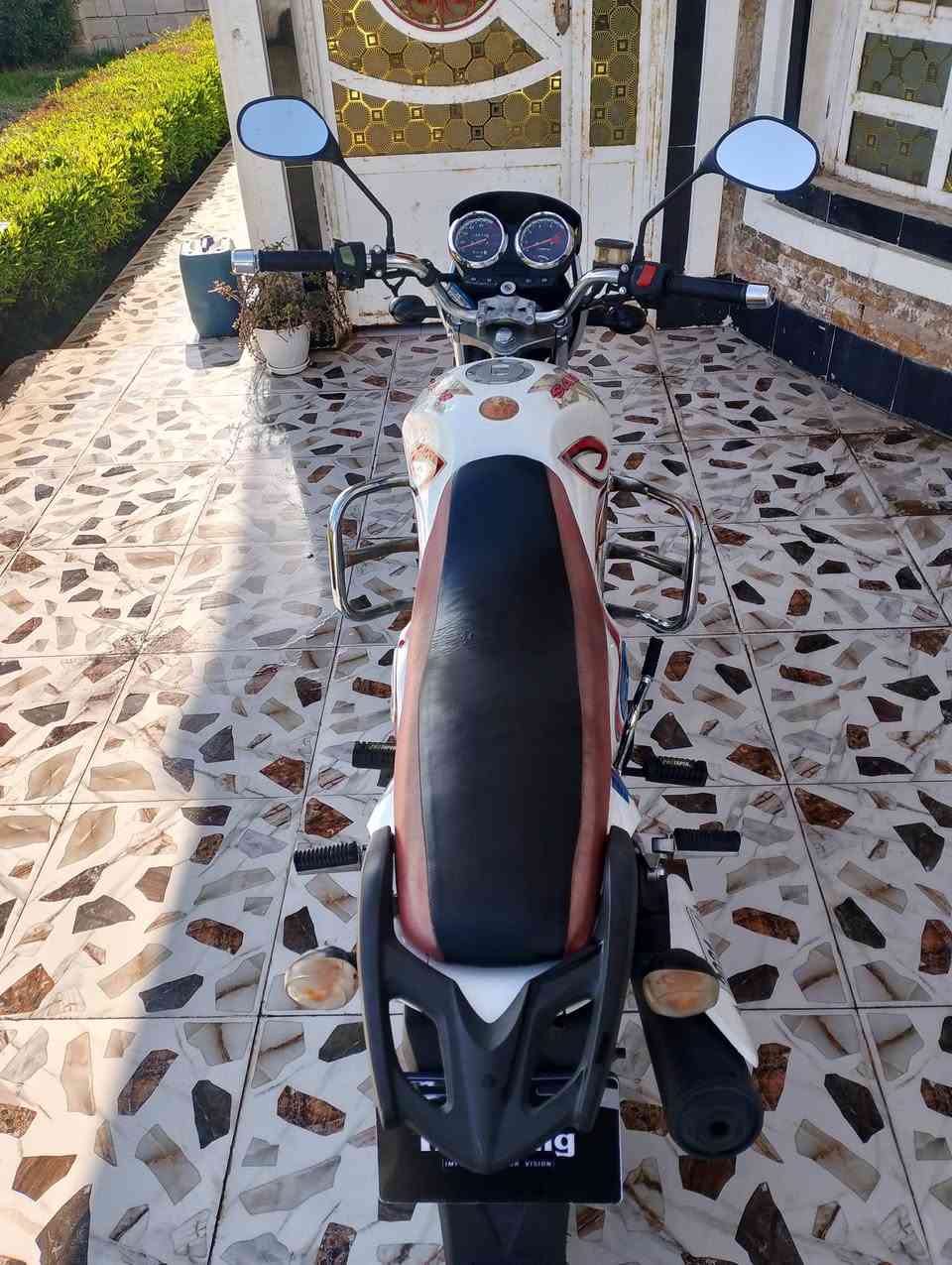 ماطور سنك للبيع محرك 200
الموديل 2021السعر 950وبيه مجال رقم الهاتف ***********
