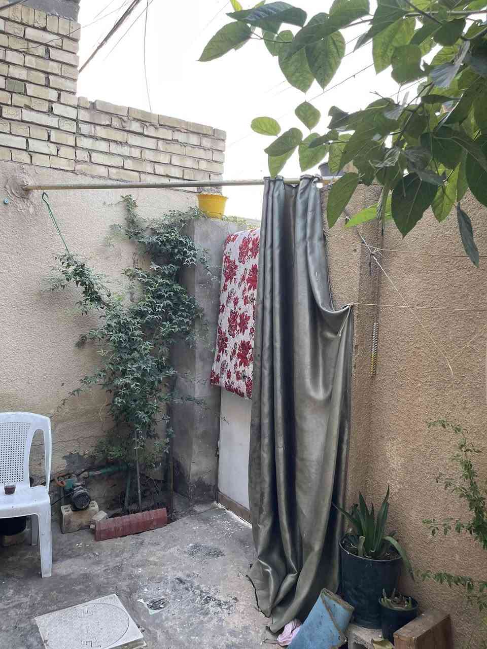 سلام عليكم بيت بل معوقين جاهز من كلشي اي نقص مابي مساحته 70 للستفسار خابرني وتدلل ***********
