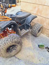 ماطور للبيع ويل مكسور وماكومفتاح الشراي يجي خاص 300الف وبي مجال رقمي 0...