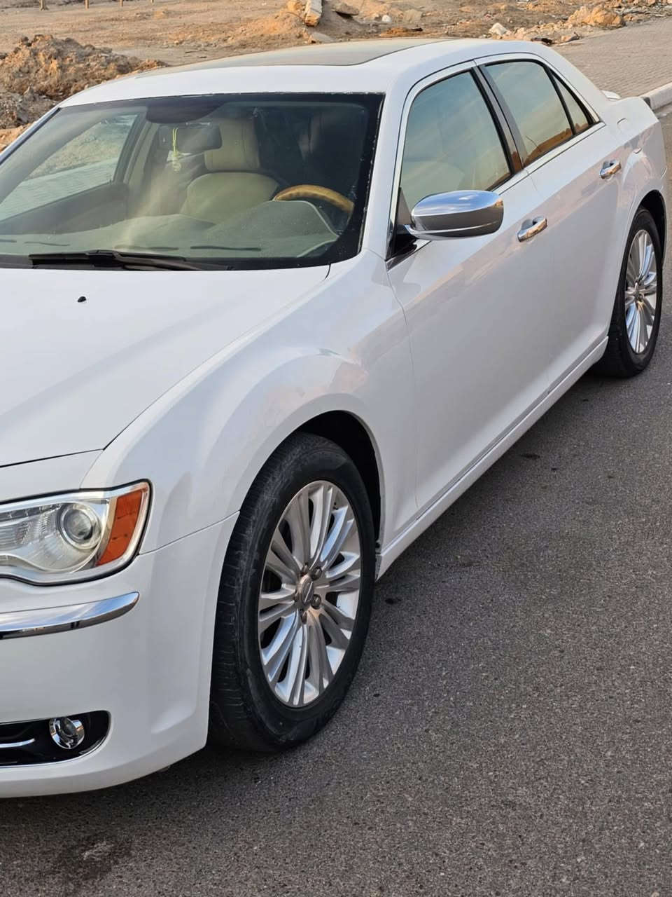يا الله
سعر 180$
‏‭***********
 
نوع السيارة 🚗 : اوباما فور ويل  فووول الفوا 
سنة الصنع 2014
موقع السيارة 📍: بصرة 
اللون : ابيض 
المسافة المقطوعة : 149 الف 
حجم المحرك ⚙️ :3600
ناقل الحركة ⚙️ :اوتو
رقم بصرة 
المواصفات  👇:
- شاشة كبيرة 
دواخل بيجي 
بانوراما 
استخدام خاص باسمي منذ 2018
- بصمة
- كامرة
- تشغيل عن بعد
- كشنات جلد وكهرباء
- كشنات تدفئه تبريد 
- خزن ميموري 
ثلاجة تدفئة تبريد  
- مرايات قلاب 
كير اوتماتيك +سبورت 
- ويل 18 اصلي 
رقم السيارة : بصرة  
حالة السيارة : وارد كندي تقرير ثلوج  
الضرر : بارد قطعتين على كد الشبر
شرط الفحص
