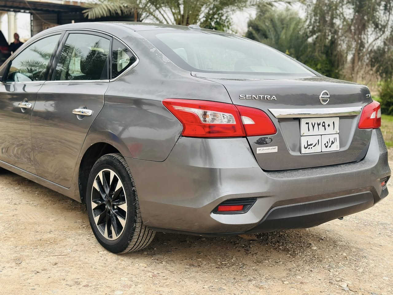 ⸻

للبيع نيسان سنترا وارد امريكي – موقعها صلاح الدين / العلم

سيارة محرك 1800 بحالة جيدة، مكينة وگير بحالة طيبة، 

 بيها ضرر جام لغ الخلفي جهة السايق
 طخة بسيطة بين البابين عكس السايق
 باقي السيارة نظيفة
 السيارة بأسمي

السعر: (105)
قابل للتفاوض
***********
