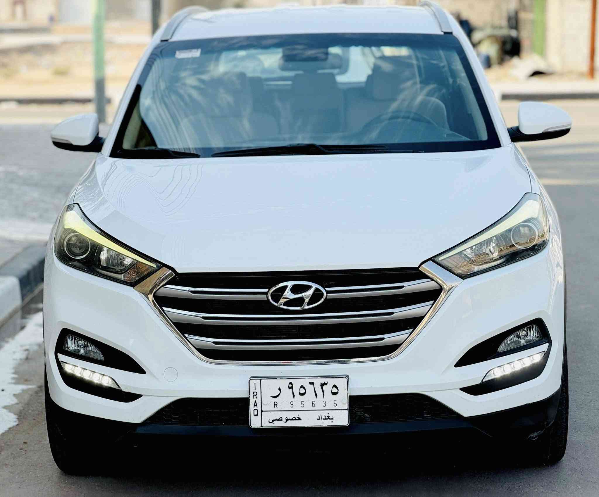 توكسان 2016خليجي مكينه 2000دوش مامفتوحه مكفوله كفاله عده فد شي كلش بسيط بالبنيد اقل الشبر موضح بالصور الباقي كفاله موصفات العاديه شاشه كامره قطعتين تبريد السياره جاهزه تخم تاير لحداديه لتبريد باتري جديد السعر 174وبيه مجال مكانه كربلاء 
للاستفسار 
***********
