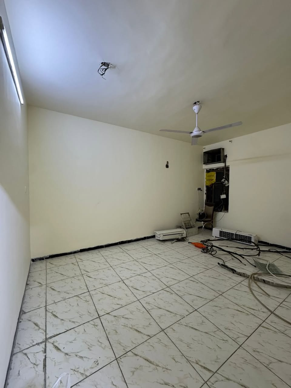 للأيجار في #السيديه ✔️

مشتمل طابق ثاني معزول عزل تام 🟡

المساحة 150 متر 🔱
يحتوي على 2 نوم وصالة ومطبخ وخدمات ⚫️

*العقار يحتوي على مدخلين 🟢

الموقع السيديه مربع الاقتصاديين ☑️

الأيجار 600 الف ⤵️
_________________________________

للأستفسار اكثر تفضلو بزياره مكتب الطائي للعقار 💎

السيديه شارع المركز عماره شركه السراب للمطابخ ✔️

او الأستفسار ع الارقام ادناه 📞↘️↘️ (متوفر واتساب )📌🔛

***********
