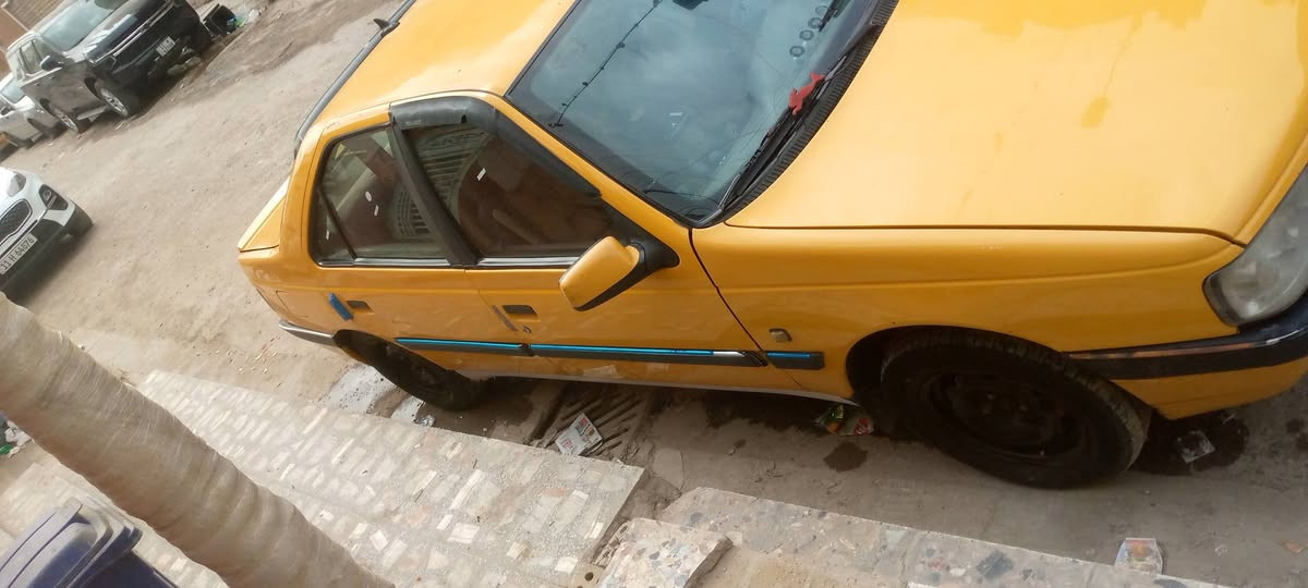 سلام عليكم بيجو لميس اكد موديل 2016 لبيع كهربائيات تبريد تدفه شغال باتري جديد صدر جديد امامي دبلات خلفيه جدد عارضها 38 مكاني  وبيها مجال بغداد حي اور 
***********7 ماتواحد عل فيس
