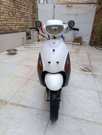 اسلام عليكم دراجه ساسوكي منغولي ياباني سرعه 60 نوزل مو كابريتر كلها شغ...