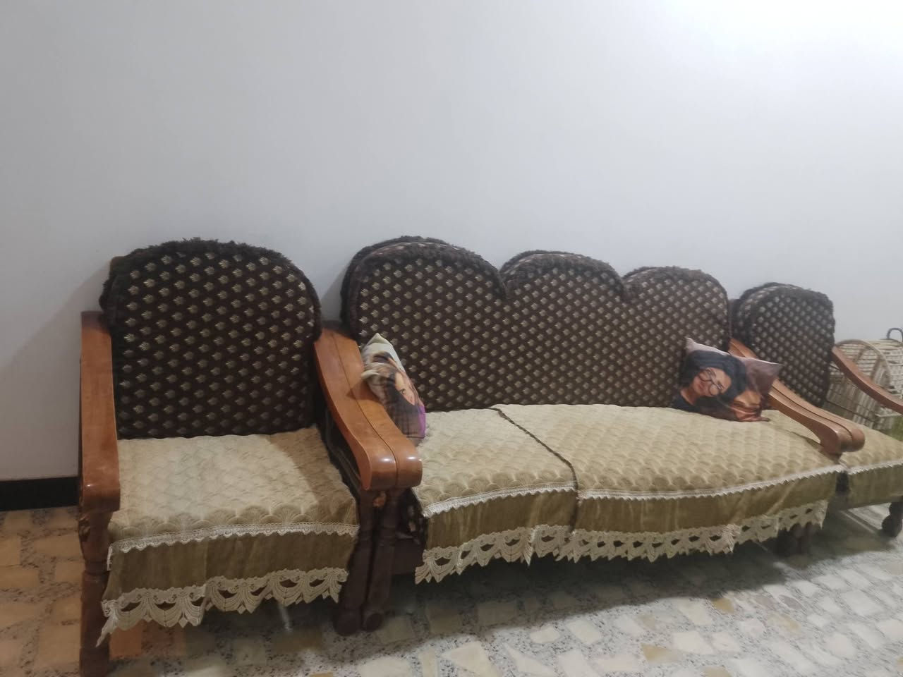 السلام عليكم 
 تخم للبيع نضيف ايي ضرر مابيها 
العنوان الزعفرانيه


**إذا كنت صاحب هذا الإعلان وتريد حذفه لأي سبب، رجاءا أرسل رسالة إلى الدعم الفني**